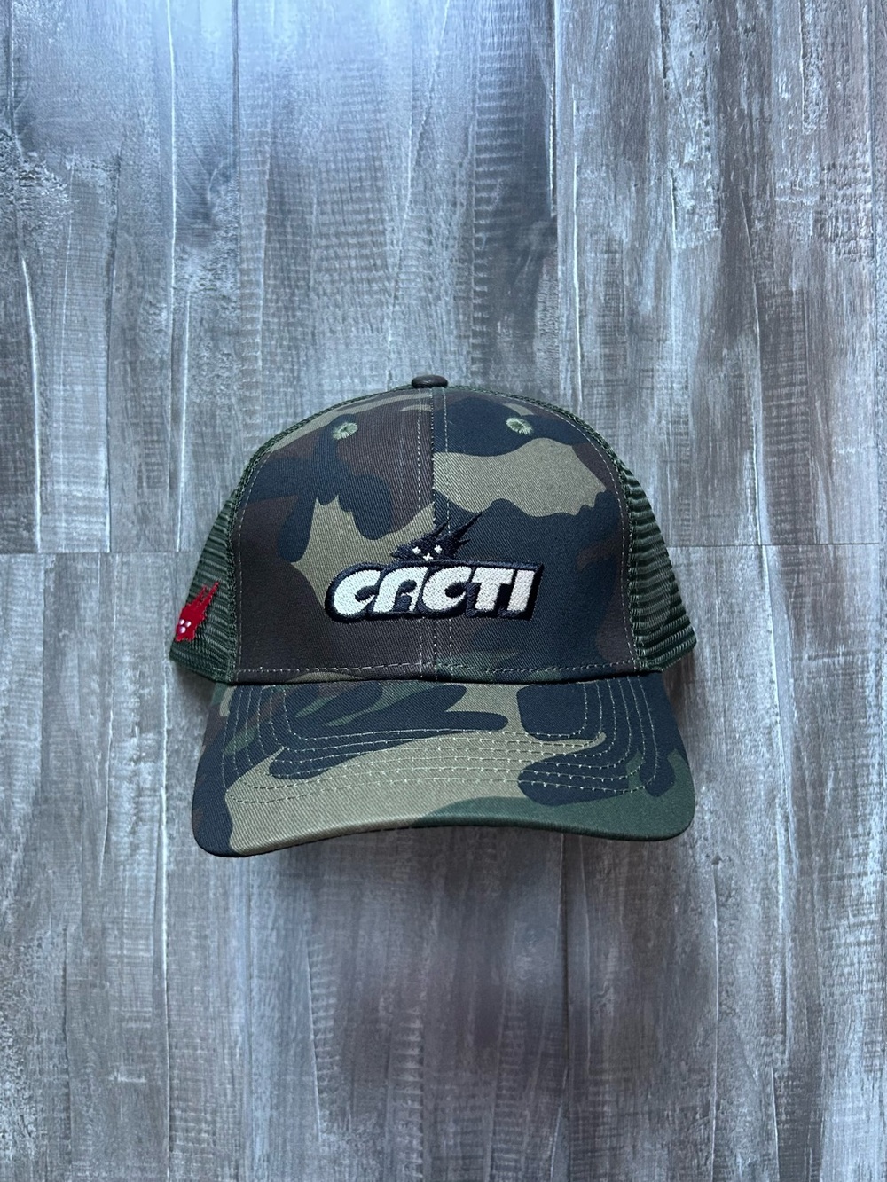 Travis Scott X Cacti Mesh Trucker Cap - Green camo. New. Exclusive item!